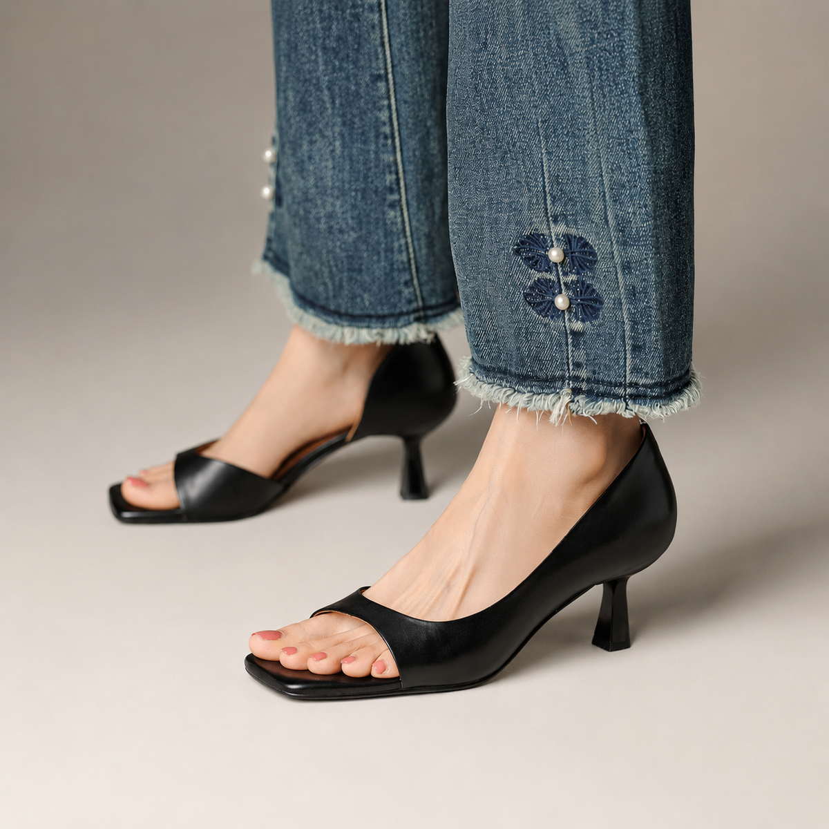 Valletta Leather Square-Toe Mules