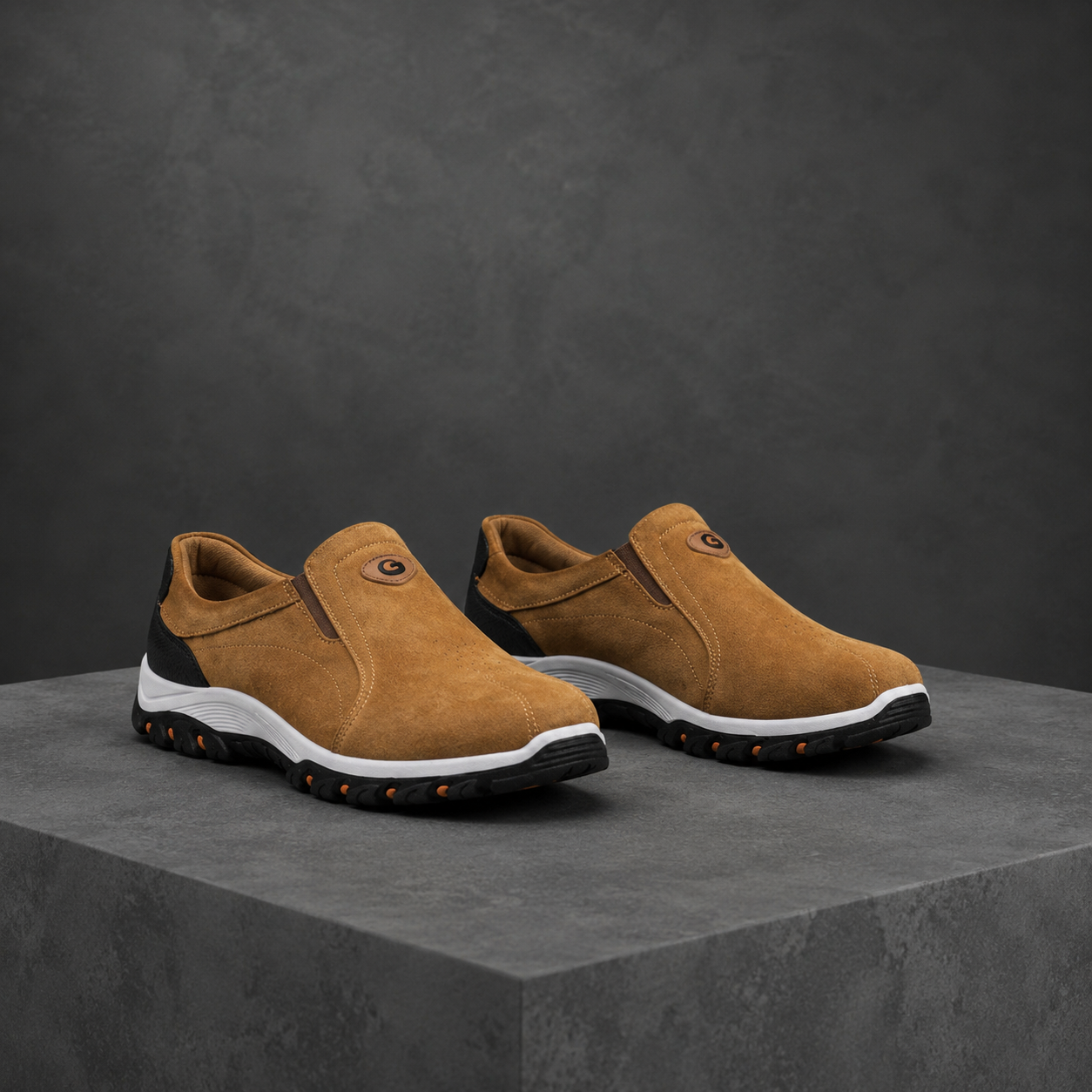 Cordoba Slip-On Outdoor Sneakers