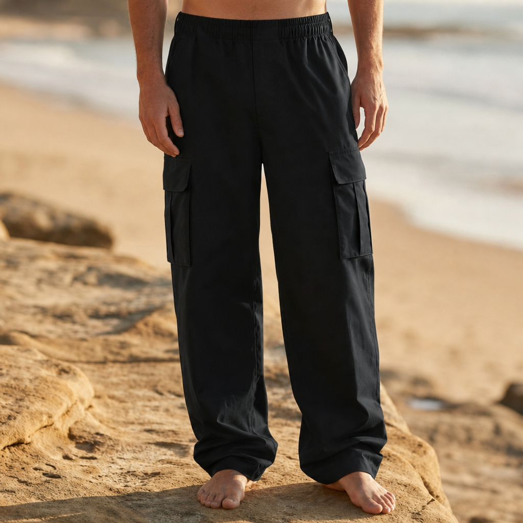Getaria Baggy Cargo Pants in Black